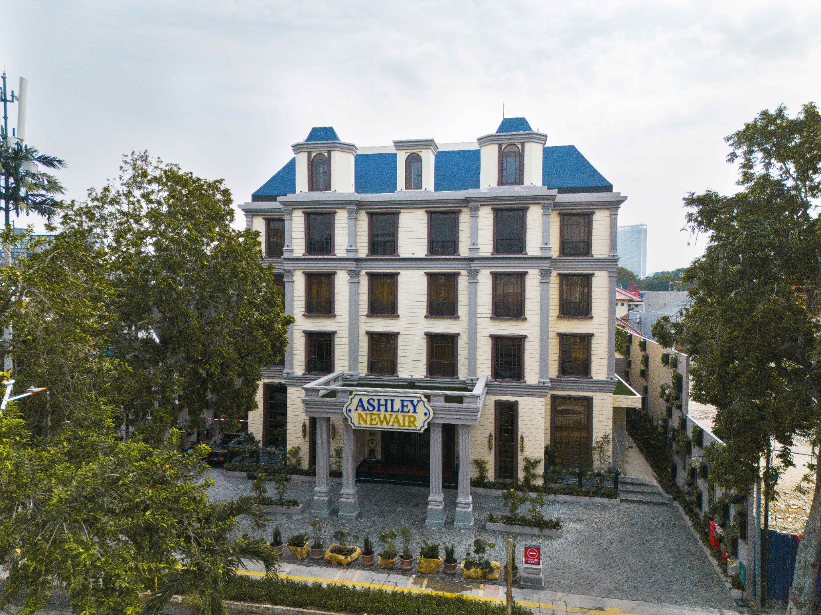 Dok. Ashley Hotel Group