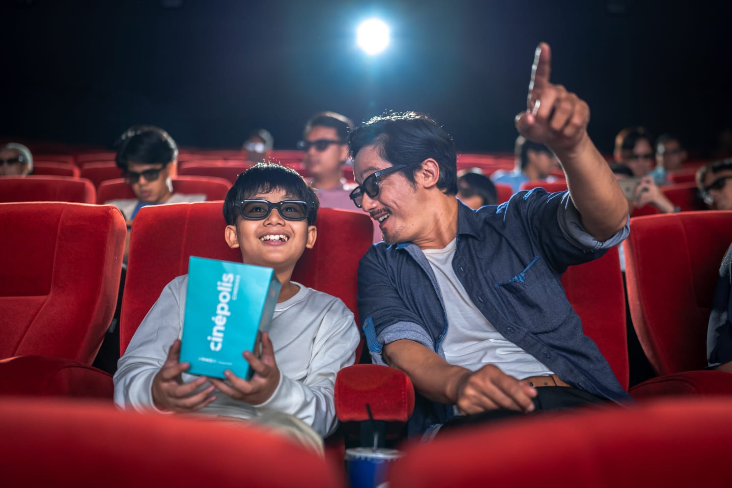 Asyiknya menonton dengan teknologi Cinepolis Cinemas.