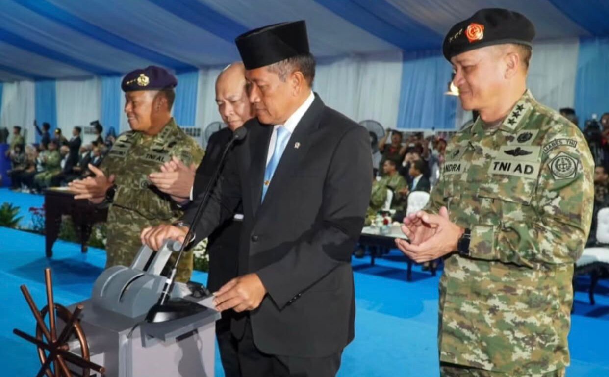 Wamenhan RI Donny Ermawan Taufanto&nbsp;meluncurkan&nbsp;Frigate Merah Putih pertama&nbsp;dengan&nbsp;kapal perang yang&nbsp;menyandang nama KRI Balaputradewa-322.