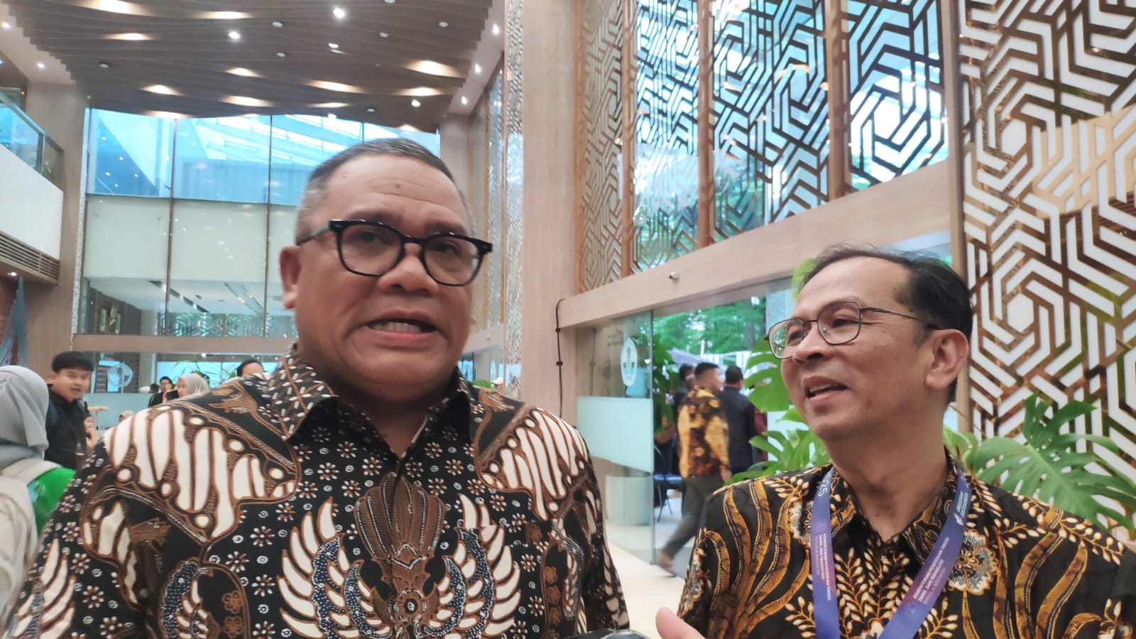 Ketua MRPTNI sekaligus Ketua Umum Tim Penanggung Jawab SNPMB 2026, Eduart Wolok membahas nilai TKA jadi syarat pendaftaran SNBP 2026.