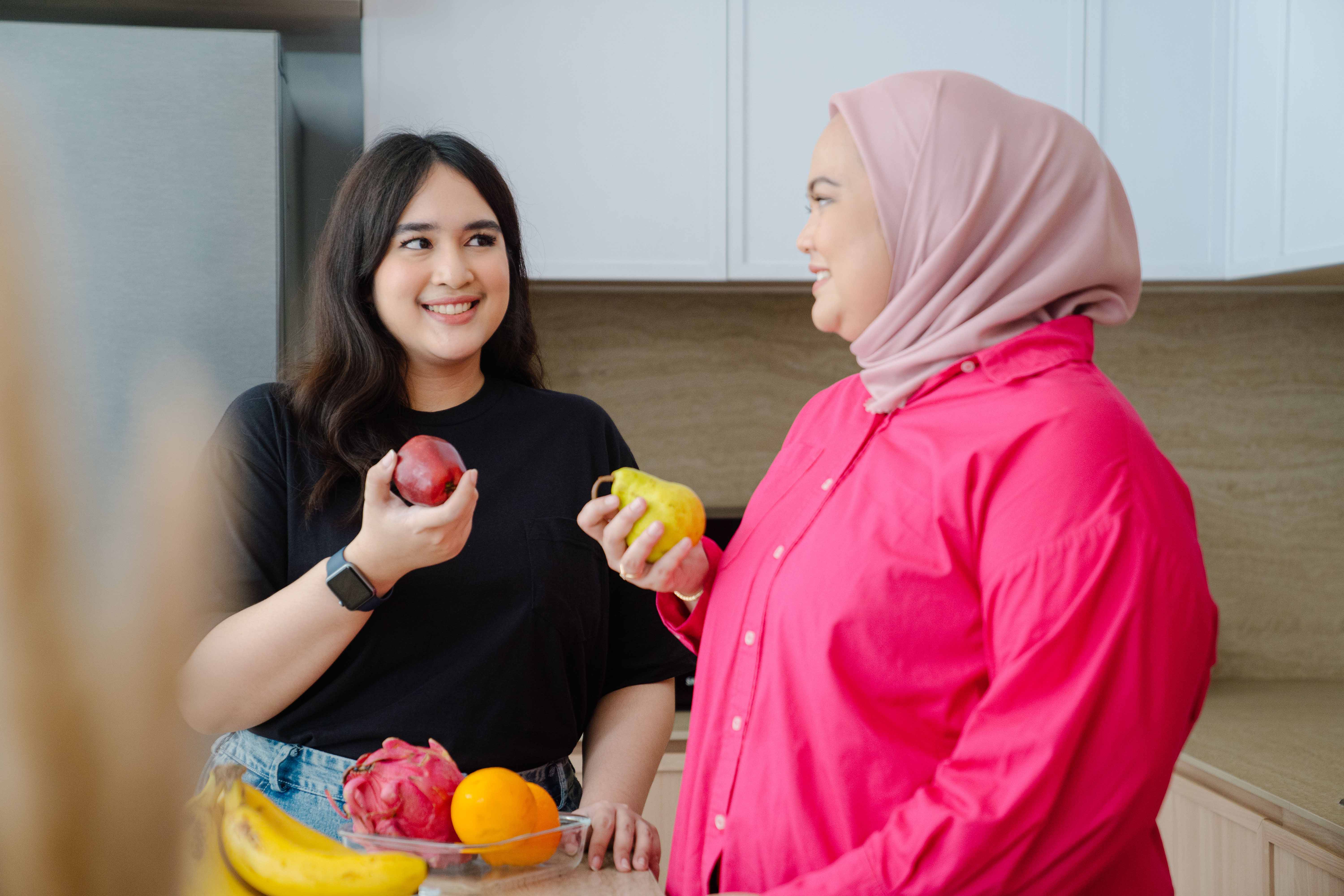 obesitas pun harus rajin makan buah-buahan.