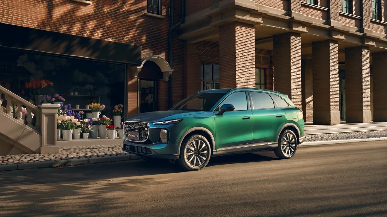 LEPAS L8 hadir sebagai kendaraan NEV (New Energy Vehicle) yang dirancang untuk menghadirkan pengalaman berkendara yang lebih tenang, efisien, dan menyenangkan.