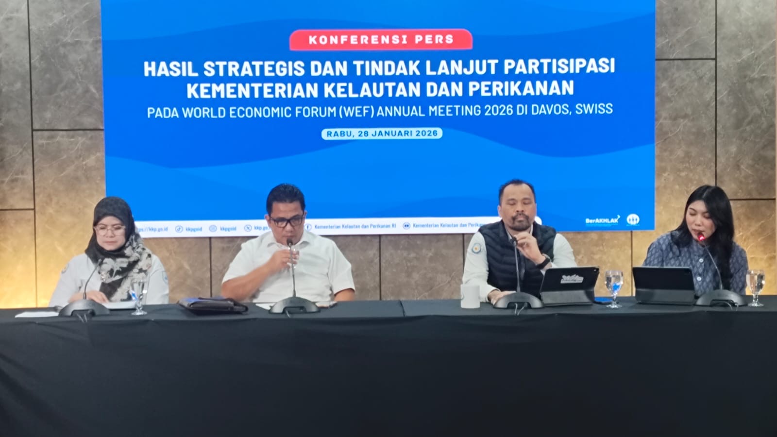 Kementerian Kelautan dan Perikanan memaparkan hasil strategis dan tindak lanjut pada World Economic Forum (WEF) Annual Meeting 2026 di Davos, Swiss.