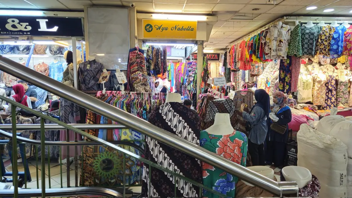 Sejumlah tempat dikenal sebagai sentra grosir yang memungkinkan pembeli mendapatkan harga lebih murah saat Ramadhan. (X)