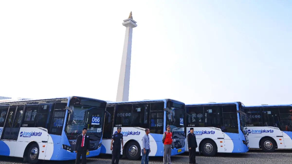 Menyambut Idul Fitri 1447 Hijriah atau 2026 Masehi, Pemerintah Provinsi DKI Jakarta kembali menyiapkan kebijakan layanan transportasi umum gratis bagi masyarakat. (smart city)