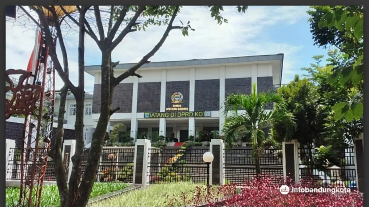 Satu tahun kepemimpinan Wali Kota Bandung Muhammad Farhan bersama Wakil Wali Kota Erwin mendapat sejumlah catatan dari DPRD Kota Bandung. (Istimewa)