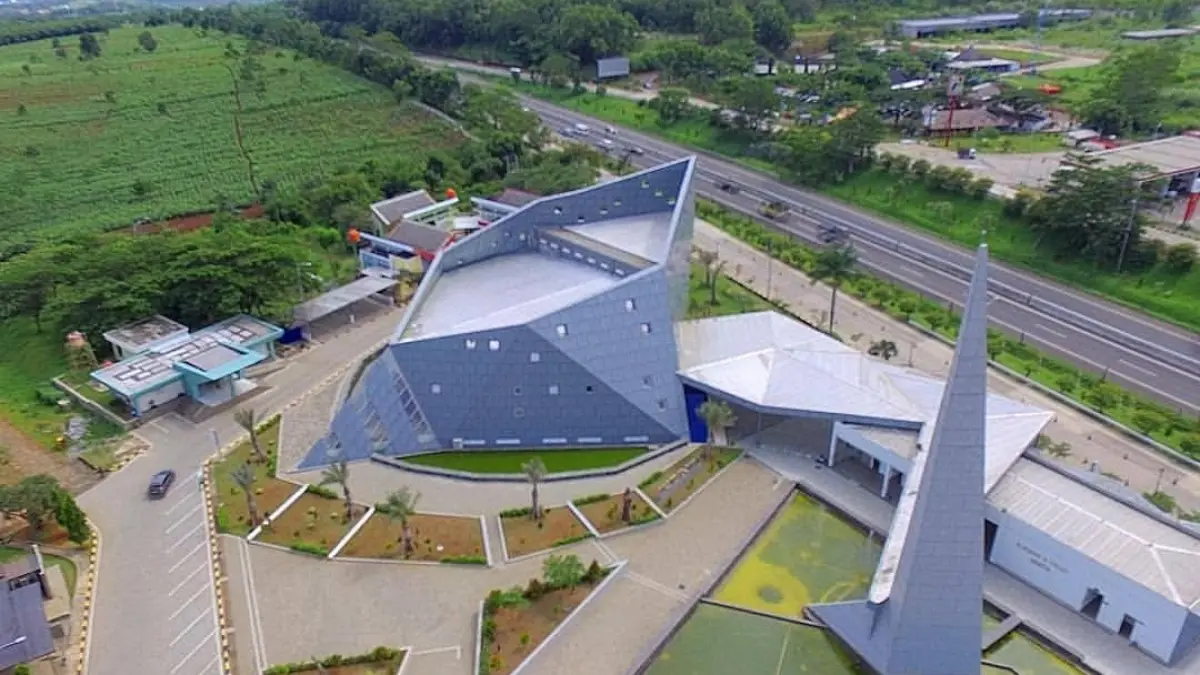 Rest Area KM 88 Purbaleunyi. (X)