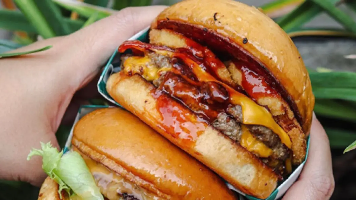 Double Wagyu Smash Burger by Five Monkeys. (fivemonkeysburger.com/)