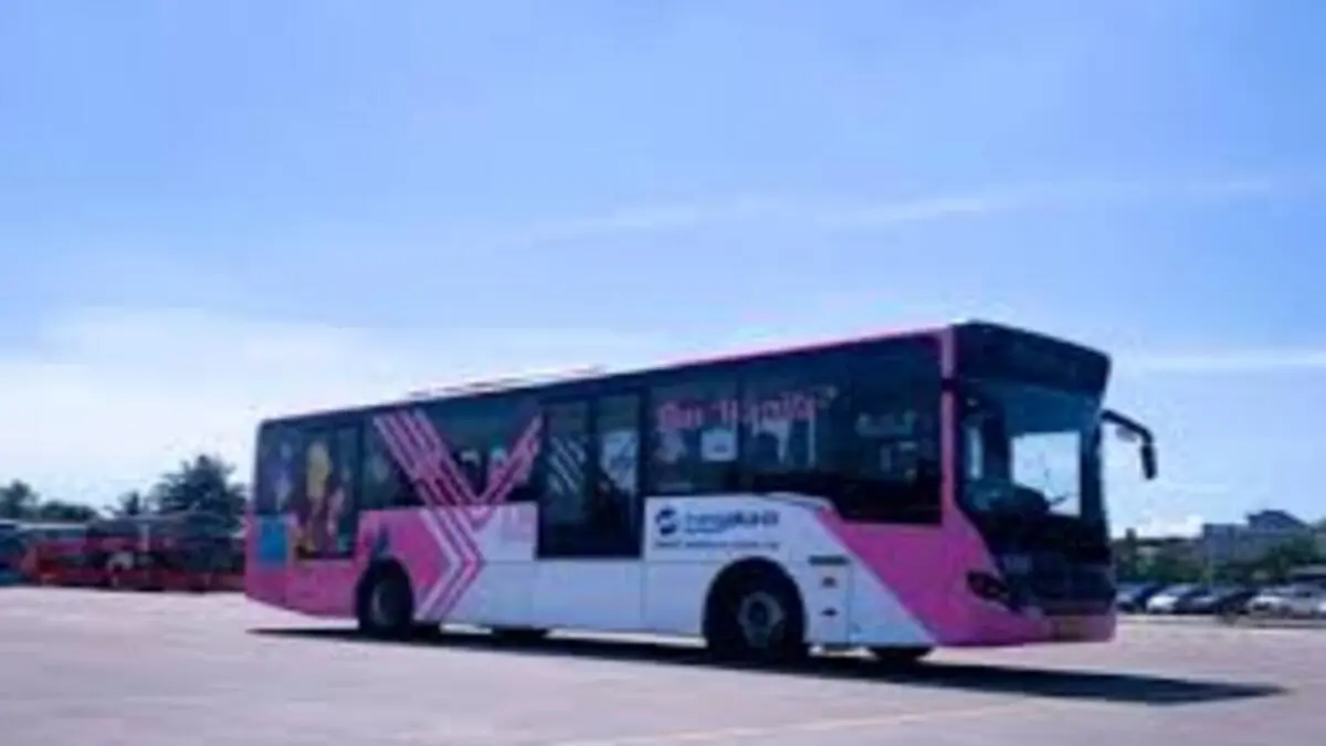 Armada Bus Pink, Transjakarta khusus pengguna perempuan (Dok Berita Jakarta)