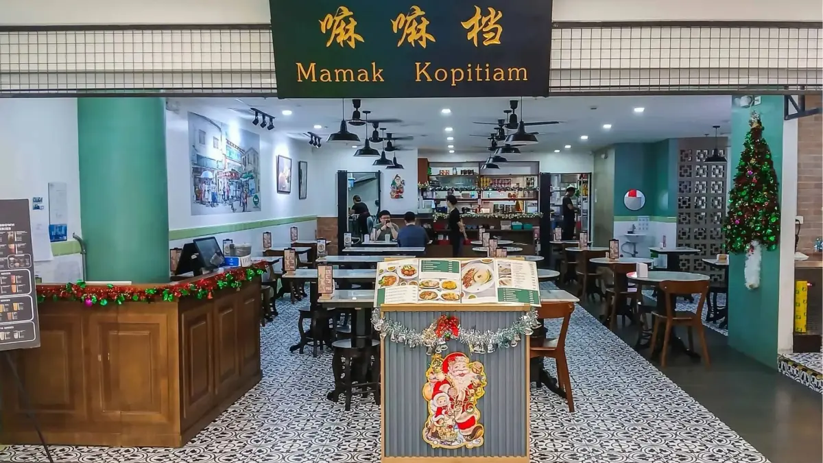 Belakangan ini, istilah “kopitiam” makin sering terdengar di berbagai kota besar Indonesia. Konsep tempat makan satu ini makin menjamur dan selalu ramai pengunjung. (getty image)