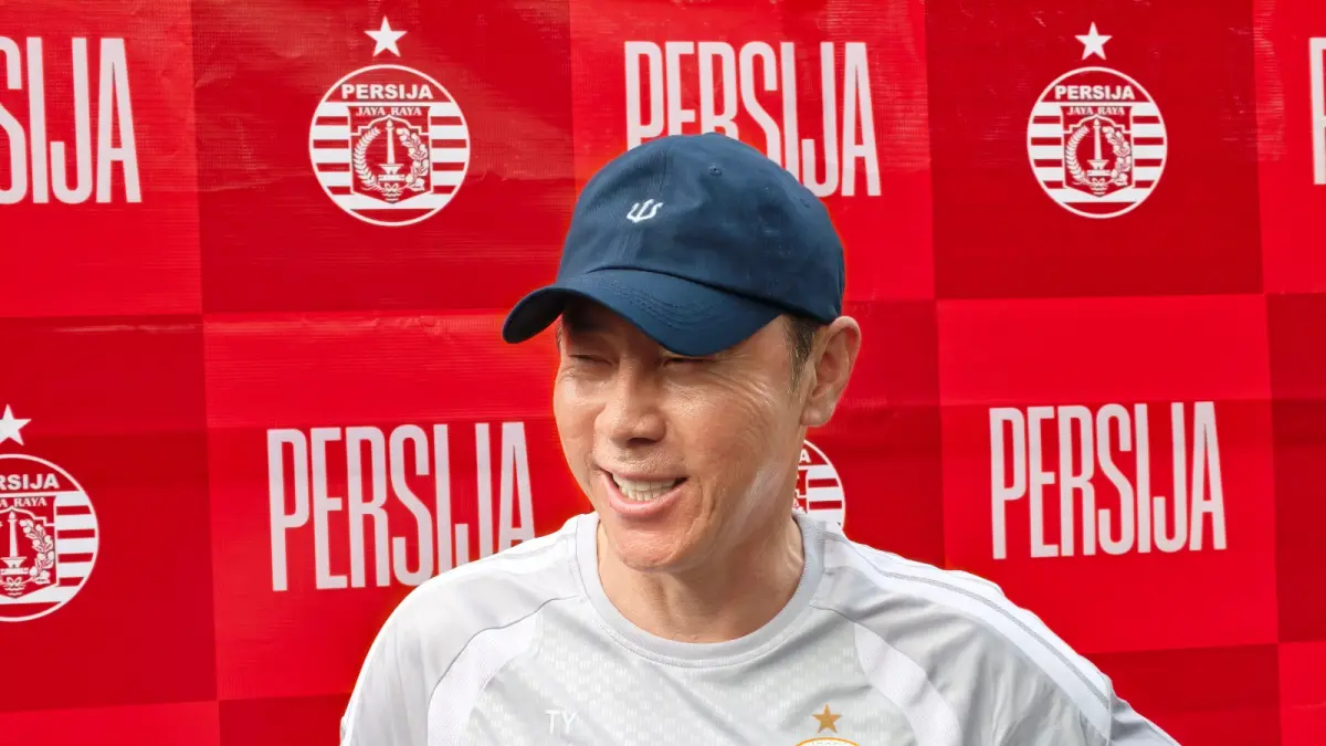 Pelatih Persija Jakarta, Shin Tae-yong, di Persija Training Ground. (Andika Rachmansyah/ JawaPos.com)