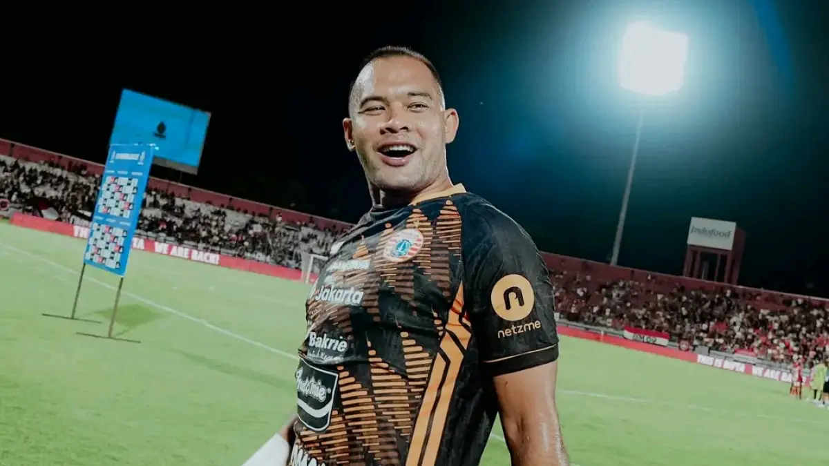 Kiper Persija Andritany memperpanjang kontraknya dengan tim berjuluk Macan Kemayoran. (Istimewa)