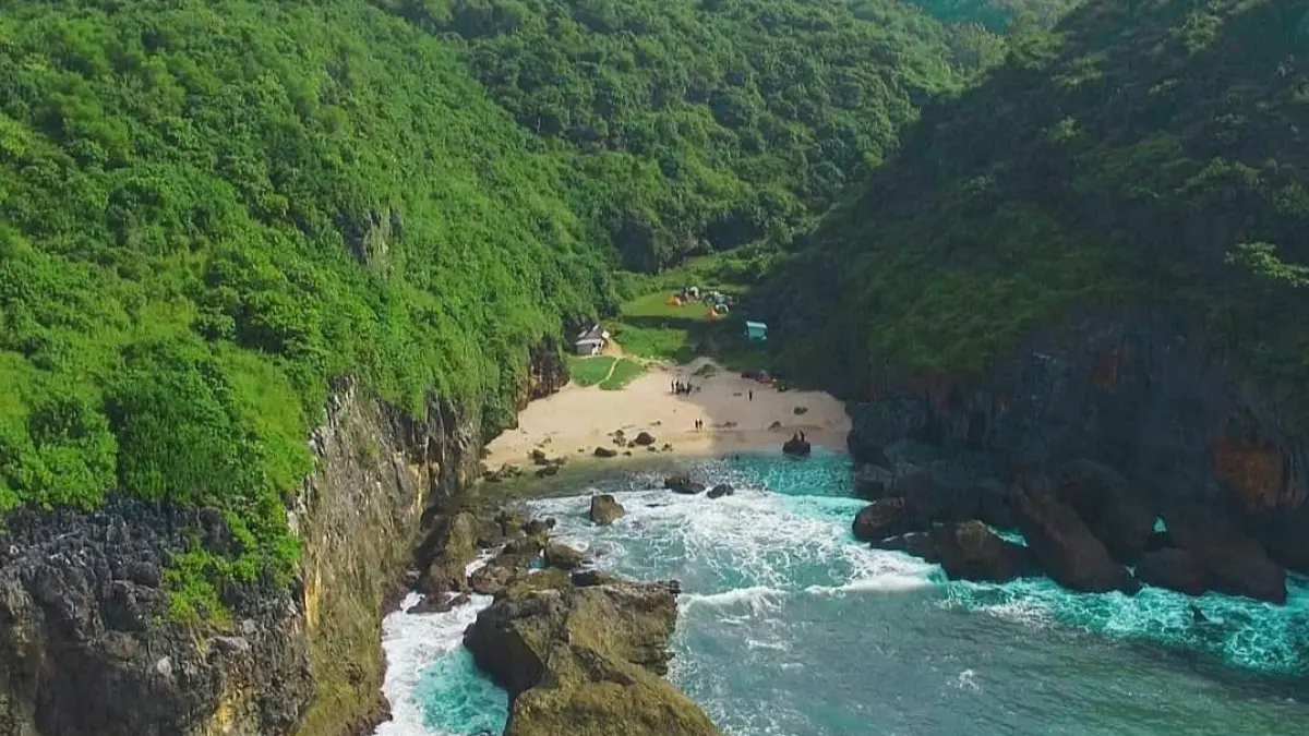 Pantai Wohkudu Gunungkidul. (bobobox)