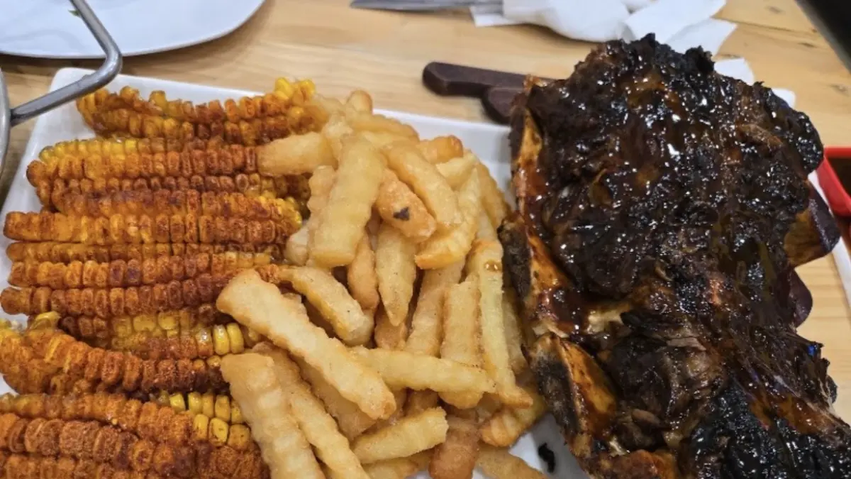 Pecinta Daging Wajib Tahu! 5 Rekomendasi Tempat Makan Iga di Jakarta