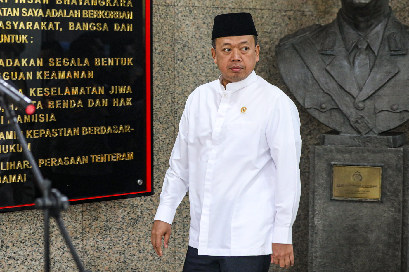 Menteri Agraria dan Tata Ruang/Kepala Badan Pertanahan Nasional (ATR/BPN) Nusron Wahid memberikan keterangan usai menggelar Rapat Koordinasi tertutup di Gedung Utama, Mabes Polri, Jakarta, Jumat (8/11/2024). (Salman Toyibi/Jawa Pos)