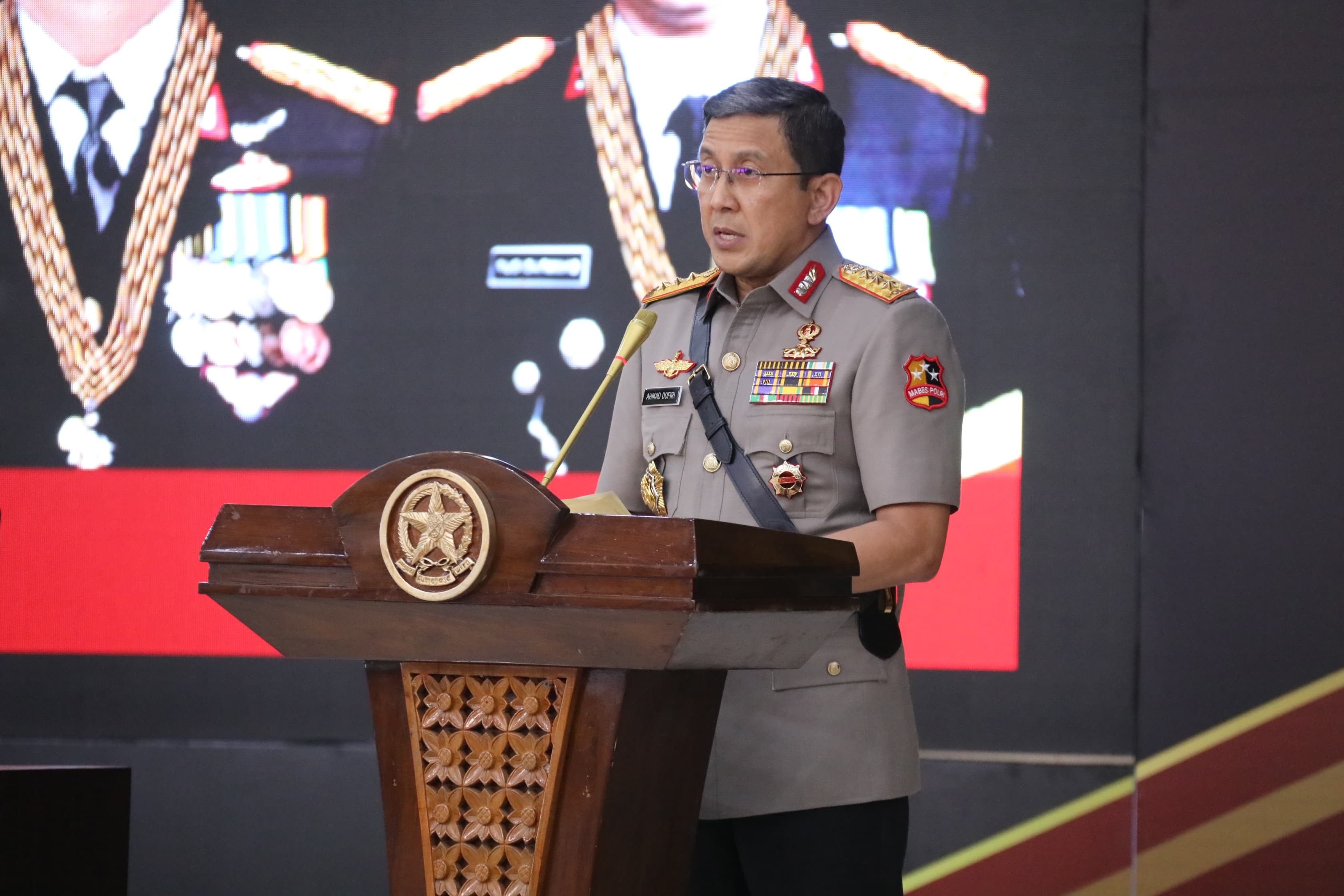 Wakapolri Komisaris Jenderal Polisi Ahmad Dofiri saat membuka pendidikan Sespimti Polri Dikreg ke-34 dan Sespimmen Polri Dikreg ke-65.&nbsp;(Mabes&nbsp;Polri)