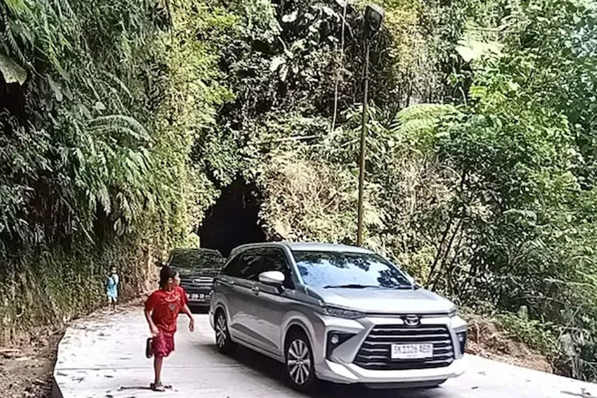 Rabu (22/1/25) akses jalan menuju Tarutung Kabupaten Tapanuli Utara (Taput) dari Kota Sibolga via Batu Lubang ditutup sementara. (Istimewa) 