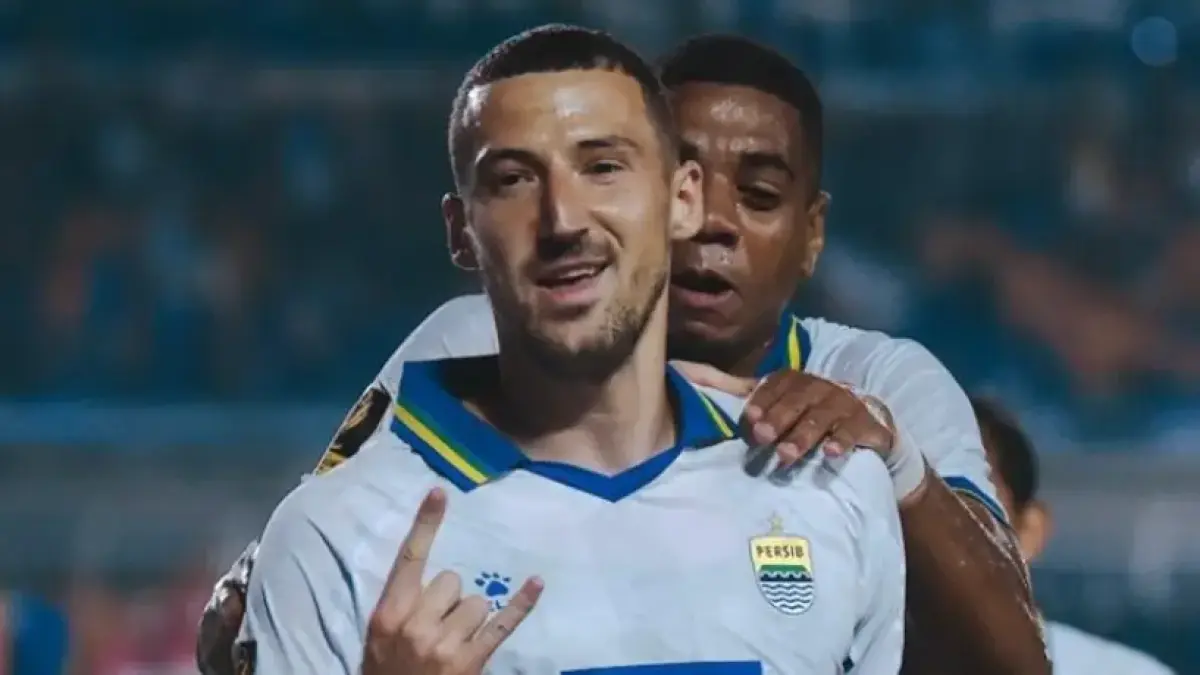 Selebrasi Balsa Sekulic saat Persib bungkam DPMM FC. (Instagram/@persib)